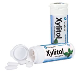 MIRADENT Xylitol Chewing Gum Minze